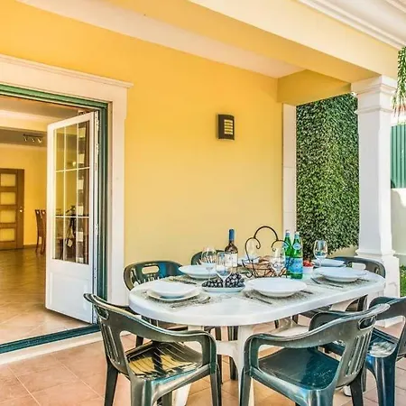 Olhos De Agua Sleeps 8 Pool Air Con Wifi Villa *