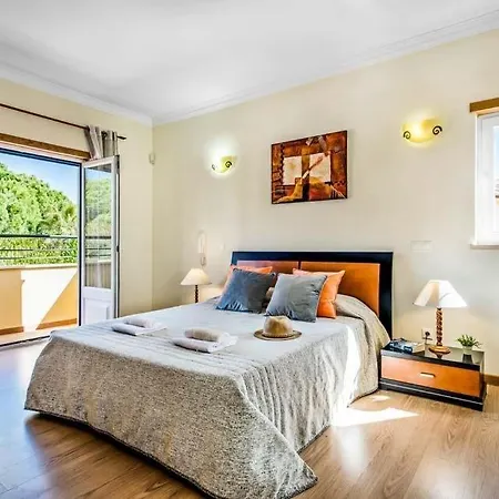 Olhos De Agua Sleeps 8 Pool Air Con Wifi