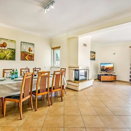 Olhos De Agua Sleeps 8 Pool Air Con Wifi Βίλα Olhos de Αgua