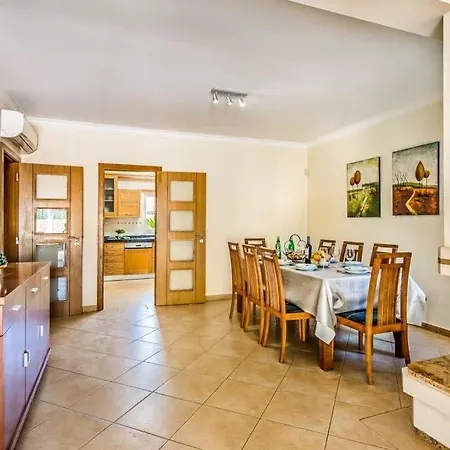 Βίλα Olhos De Agua Sleeps 8 Pool Air Con Wifi