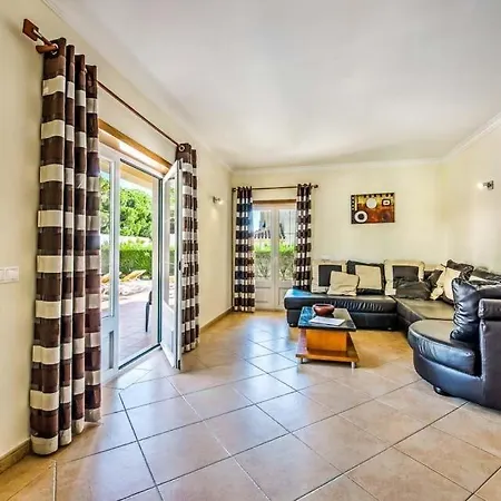 Olhos De Agua Sleeps 8 Pool Air Con Wifi Olhos de Αgua